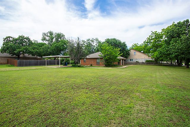 4905 Rippy Road, Flower Mound, TX 75028