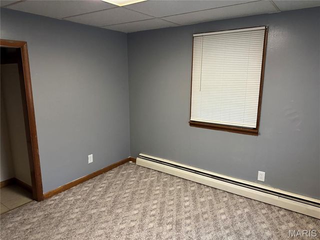 502 W Bond Avenue, Patoka, IL 62875