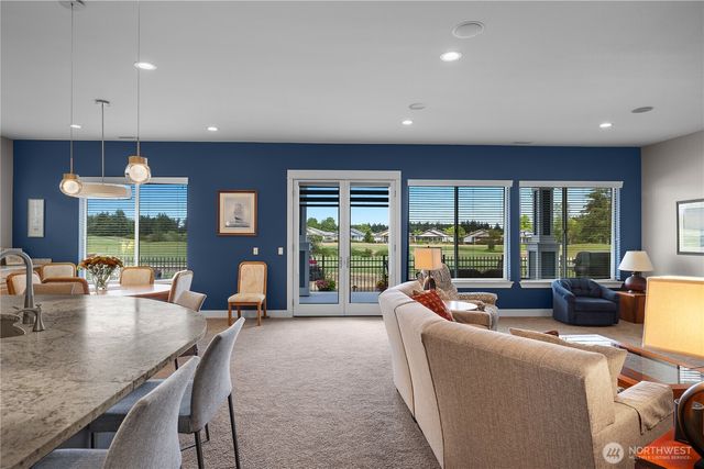 4242 Vashon Drive NE, Lacey, WA 98516