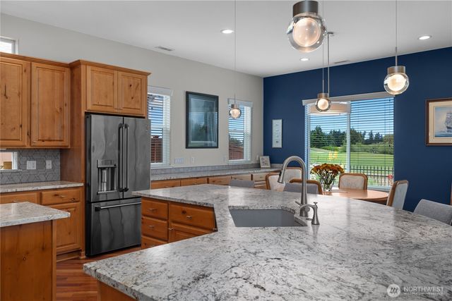4242 Vashon Drive NE, Lacey, WA 98516