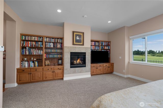 4242 Vashon Drive NE, Lacey, WA 98516