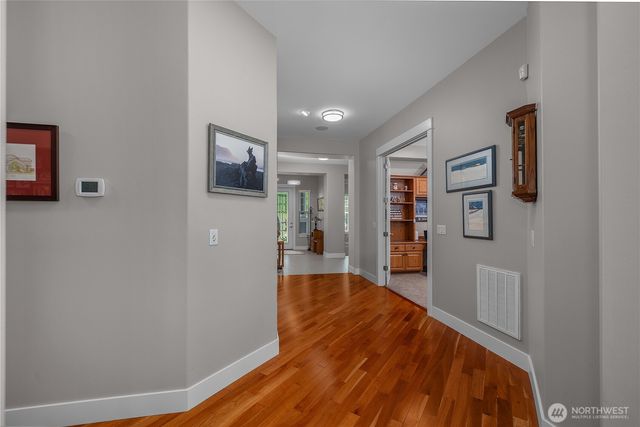4242 Vashon Drive NE, Lacey, WA 98516