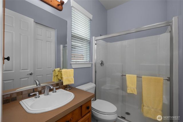 4242 Vashon Drive NE, Lacey, WA 98516