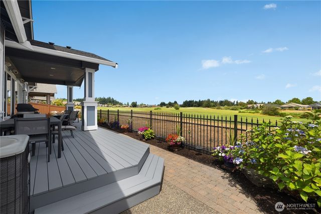 4242 Vashon Drive NE, Lacey, WA 98516