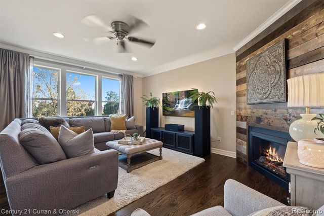 50499 Cottonwood Court, Plymouth, MI 48170