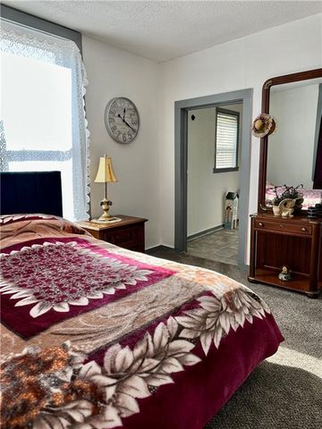 2822 Commercial Street, St Joseph, MO 64503