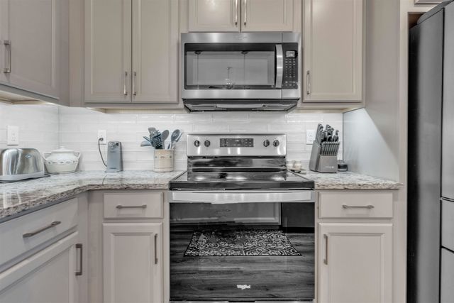 3028 WILTSHIRE CV, Bartlett, TN 38133