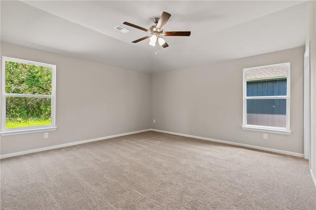 20279 W 195th Street, Spring Hill, KS 66083