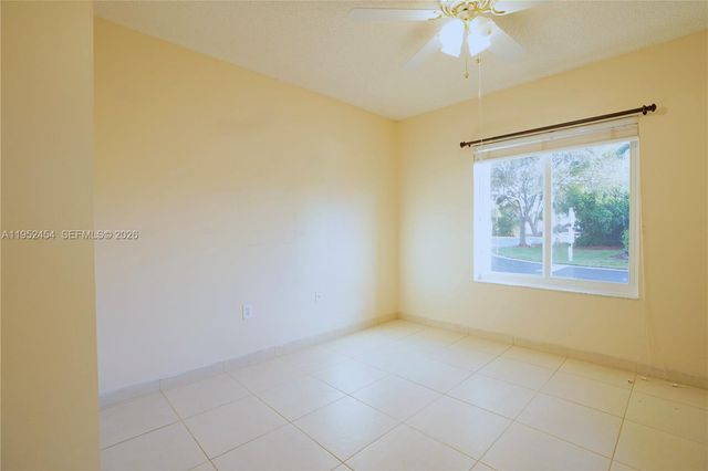 9913 NW 31st St, Doral, FL 33172