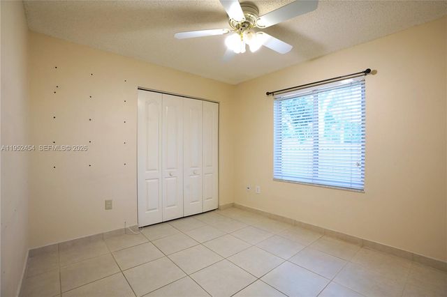 9913 NW 31st St, Doral, FL 33172