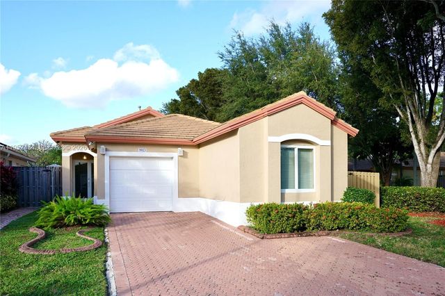 9913 NW 31st St, Doral, FL 33172