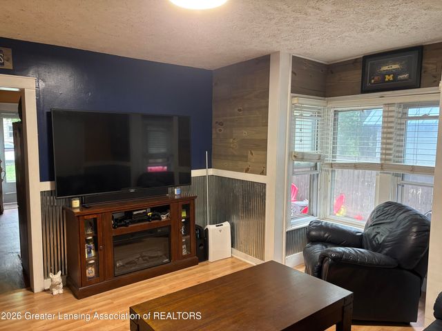 1124 E César E. Chávez Avenue, Lansing, MI 48906