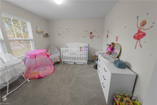 4627 Shattalon Drive, Winston-salem, NC 27106