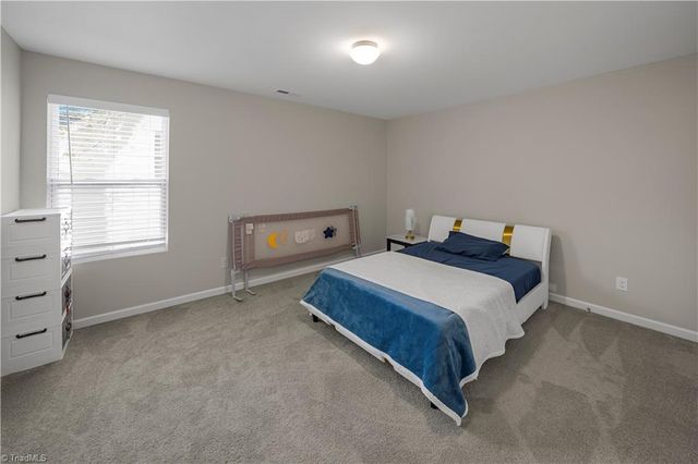 4627 Shattalon Drive, Winston-salem, NC 27106