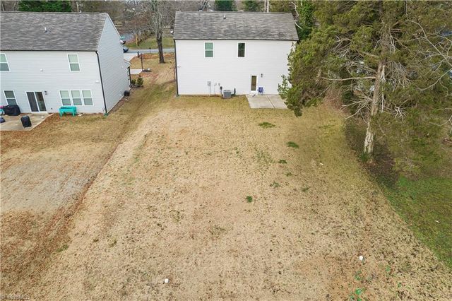 4627 Shattalon Drive, Winston-salem, NC 27106