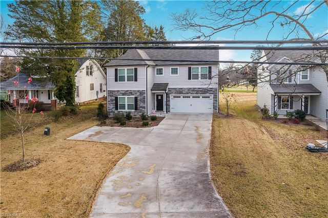 4627 Shattalon Drive, Winston-salem, NC 27106