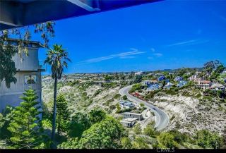 2370 Temple Hills Dr, Laguna Beach, CA 92651