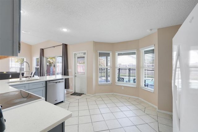 8607 KNOTTINGHAM DRIVE, Kissimmee, FL 34747