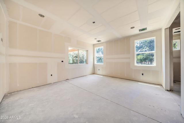 909 W TAMARISK Street, Phoenix, AZ 85041