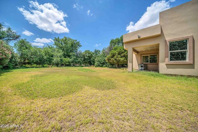 909 W TAMARISK Street, Phoenix, AZ 85041