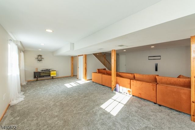 43 Bisset Dr, West Milford Twp., NJ 07480