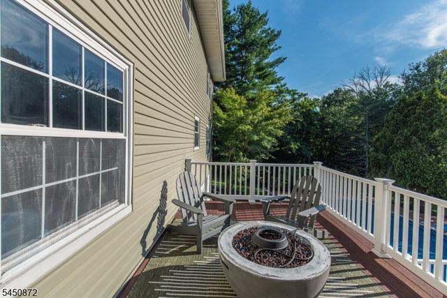 43 Bisset Dr, West Milford Twp., NJ 07480