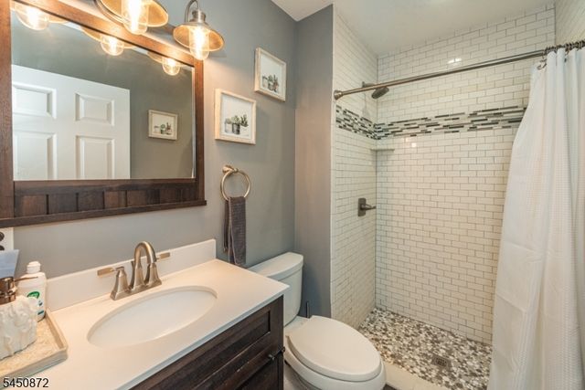 43 Bisset Dr, West Milford Twp., NJ 07480