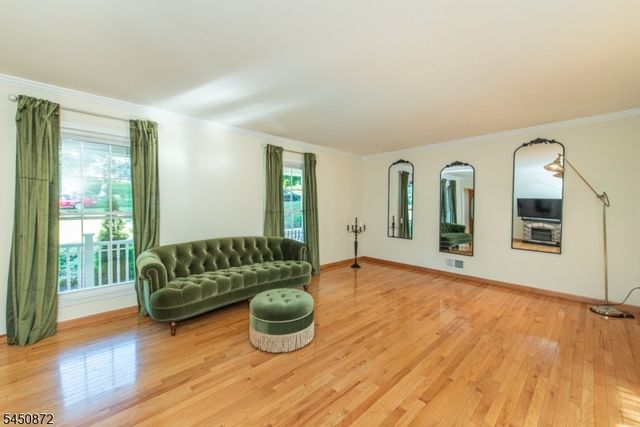 43 Bisset Dr, West Milford Twp., NJ 07480