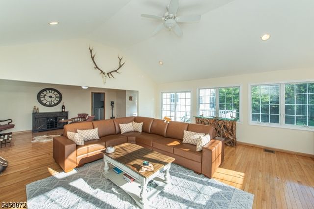 43 Bisset Dr, West Milford Twp., NJ 07480