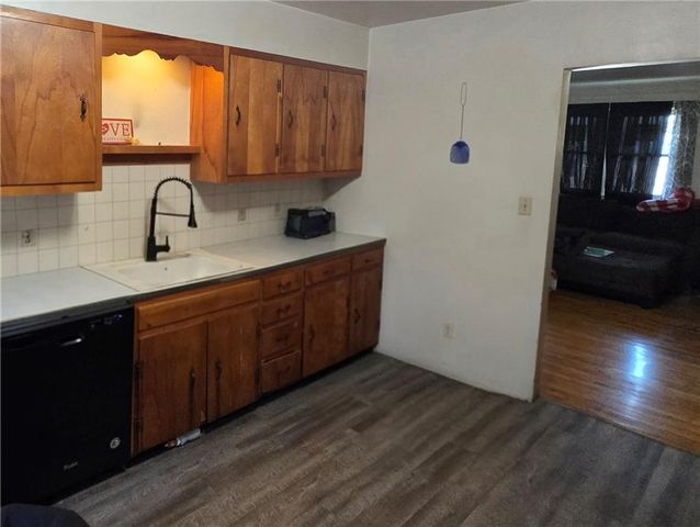 300-302 Hazel Street, Buckner, MO 64016