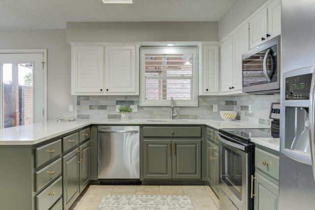 3104 100th Street, Lubbock, TX 79423