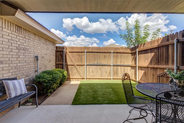 3104 100th Street, Lubbock, TX 79423