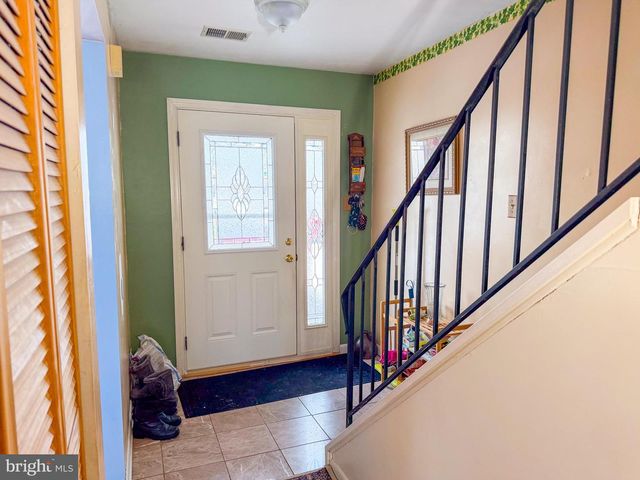 641 WHITTIER DR, Warminster, PA 18974