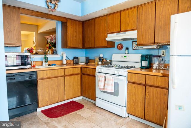 641 WHITTIER DR, Warminster, PA 18974