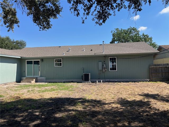 3809 Brookside Dr, Corpus Christi, TX 78410