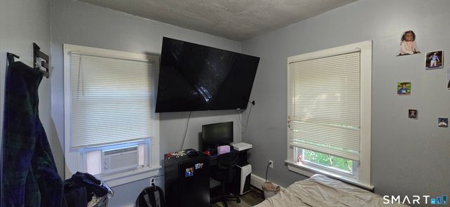 15 Platt Avenue, Norwich, CT 06360