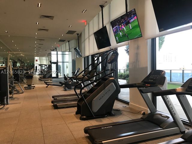 1600 NE 1st Ave 3009, Miami, FL 33132