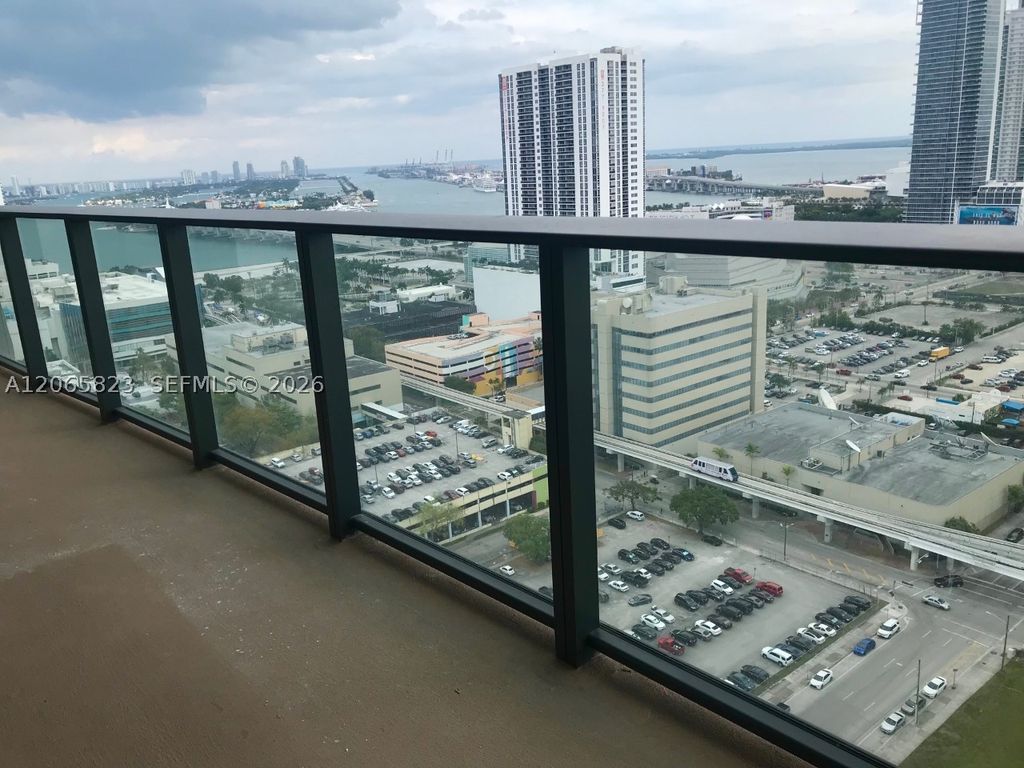 1600 NE 1st Ave 3009, Miami, FL 33132