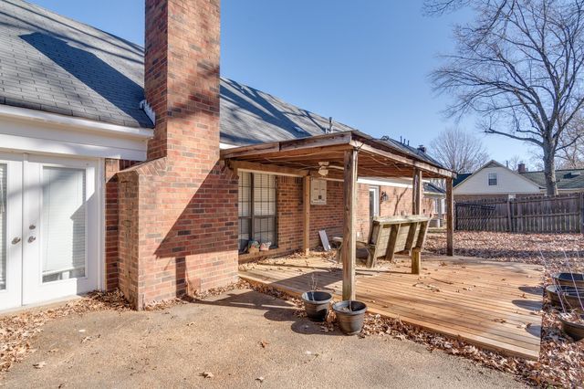 8093 SARA JANE LN, Bartlett, TN 38133