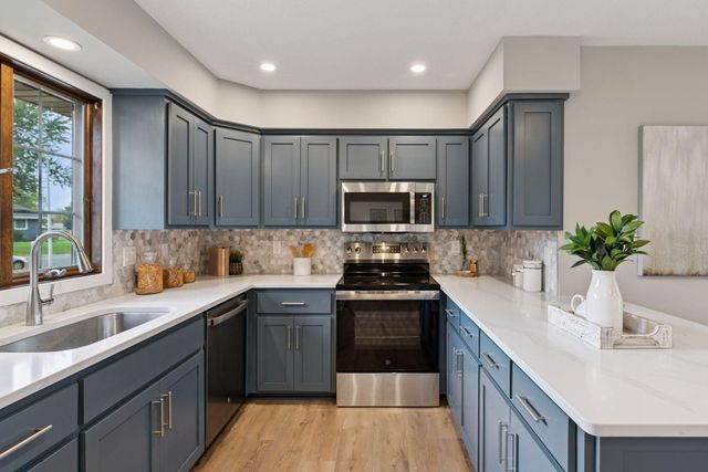 705 Highland Drive, New Prague, MN 56071