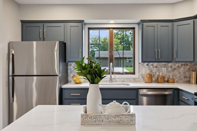 705 Highland Drive, New Prague, MN 56071