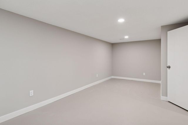 705 Highland Drive, New Prague, MN 56071