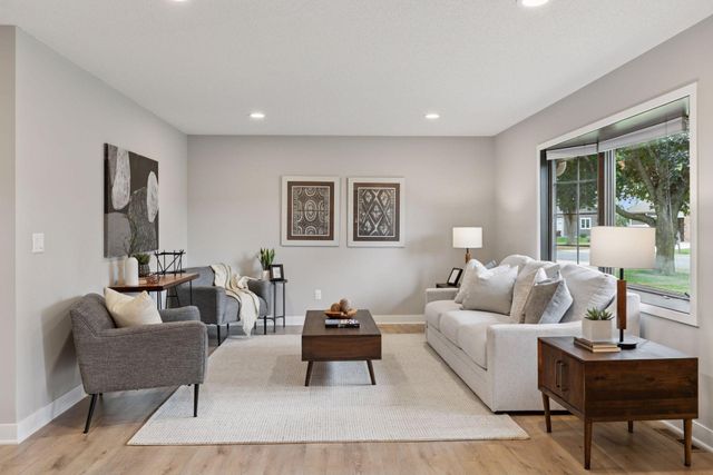 705 Highland Drive, New Prague, MN 56071