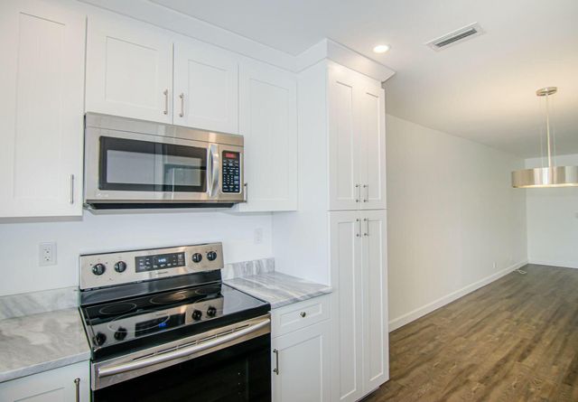 2630 Emory Drive E E, West Palm Beach, FL 33415