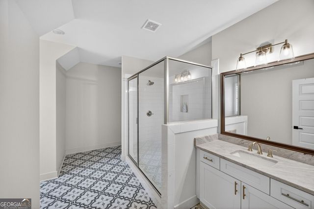 200 Tuxedo Circle, Forsyth, GA 31029