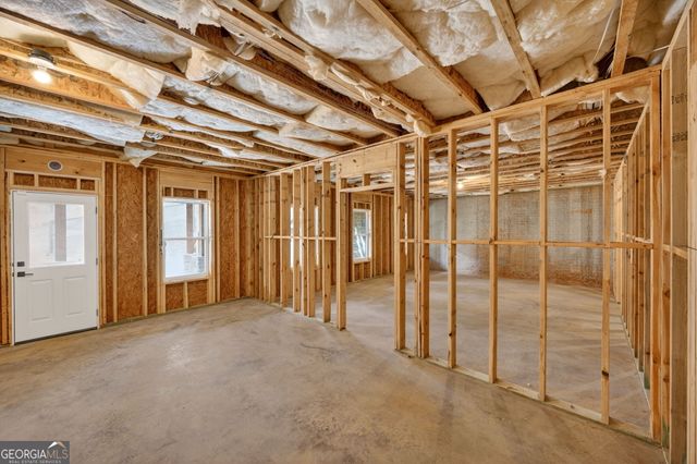 200 Tuxedo Circle, Forsyth, GA 31029