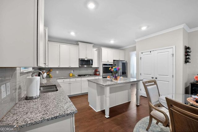 225 Sebastian Cove, Hampton, GA 30228