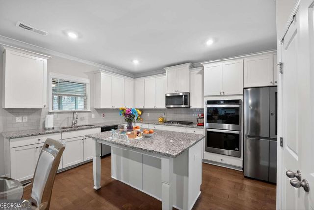 225 Sebastian Cove, Hampton, GA 30228