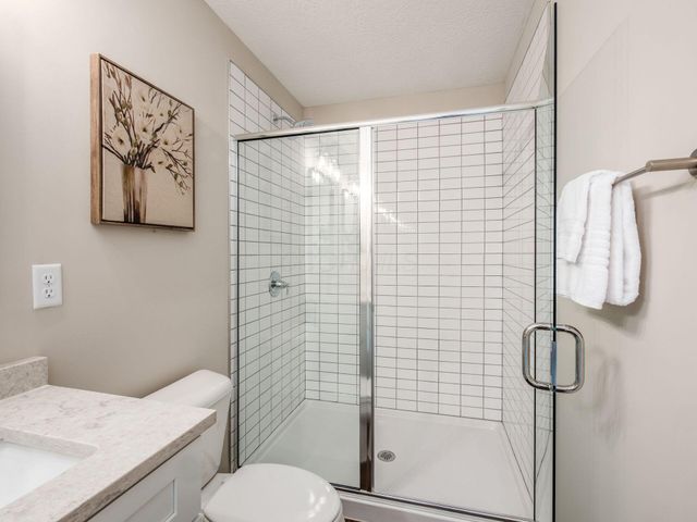 429 Postle Boulevard, Columbus, OH 43228