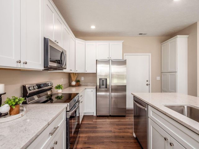 429 Postle Boulevard, Columbus, OH 43228